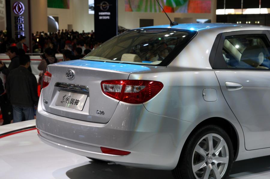  DongFeng S30 2010 года  (фото 10 из 11)